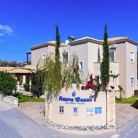 Villa In With Garden Nopigia